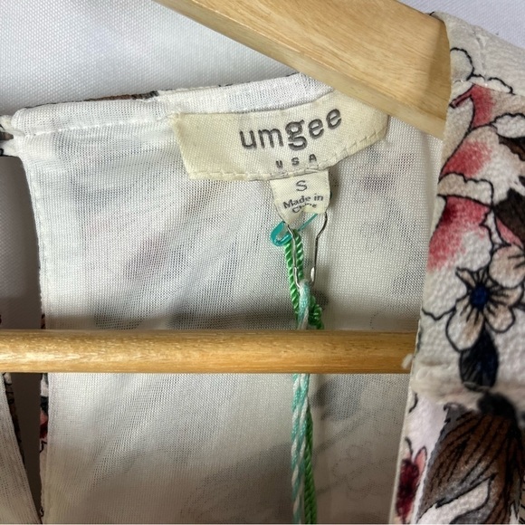 Umgee White Floral Short Ruffle Sleeve Cold Shoulder Shift Dress S - Picture 4 of 4